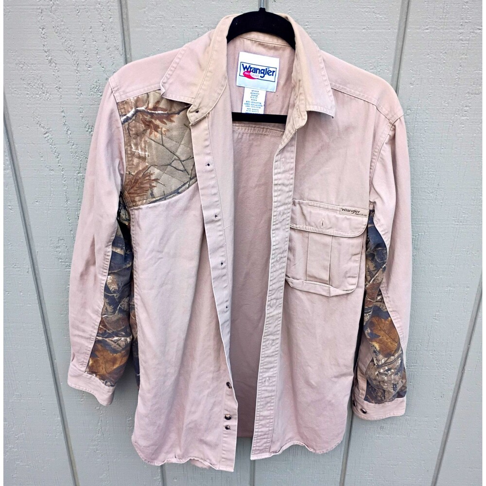 Wrangler Pro Gear Men’s M Beige Camo Long Sleeve Cotton Button-Up Woven Pockets